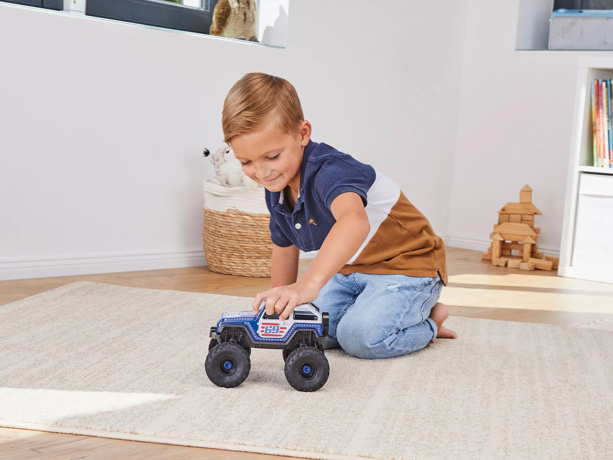 Monster Truck - Image 13