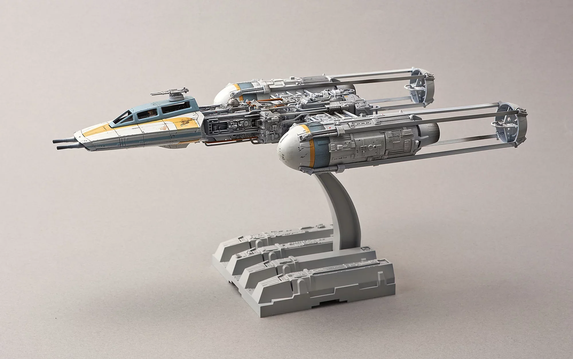 BANDAI Y-Wing Starfighter - Image 9