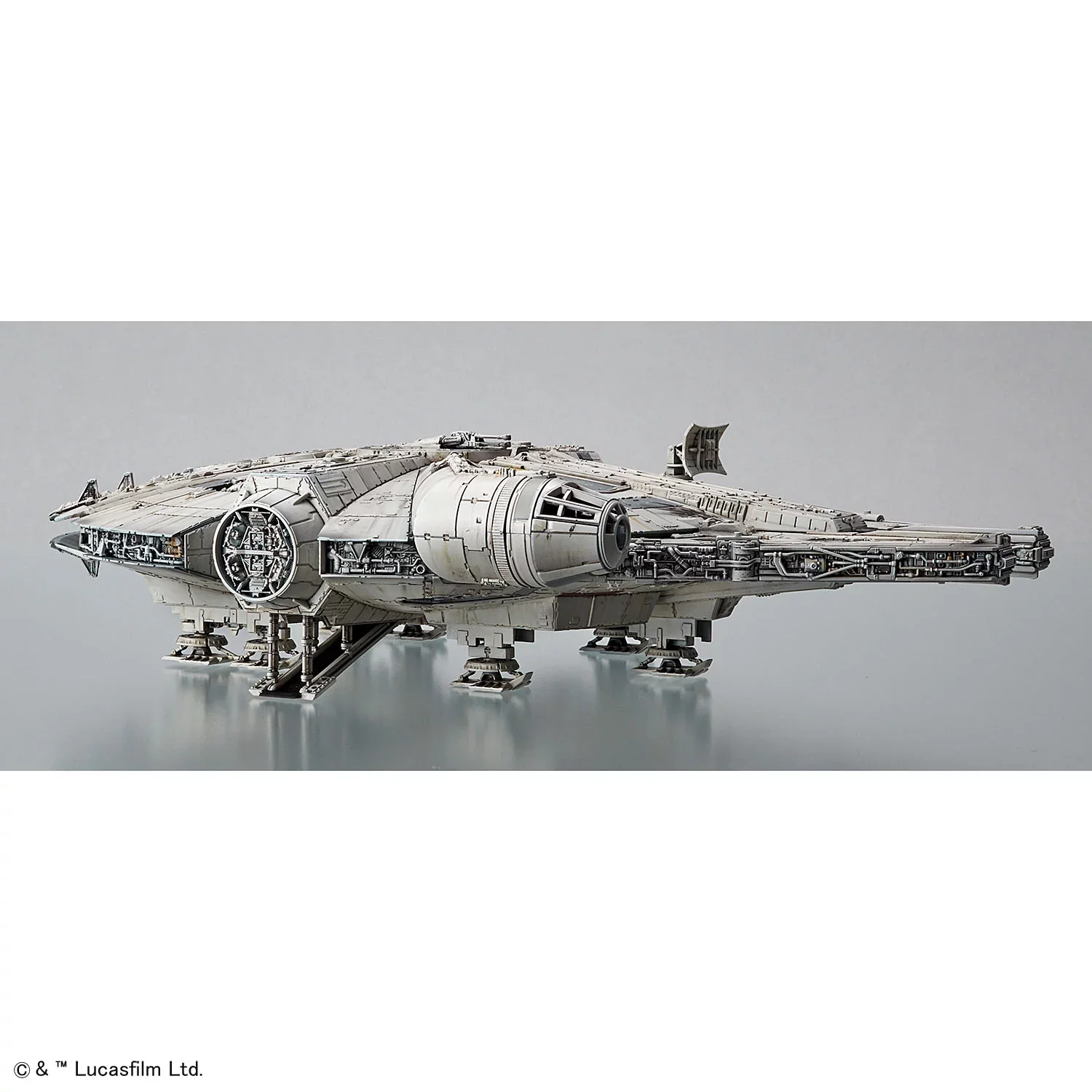 Bandai Millennium Falcon - Image 18