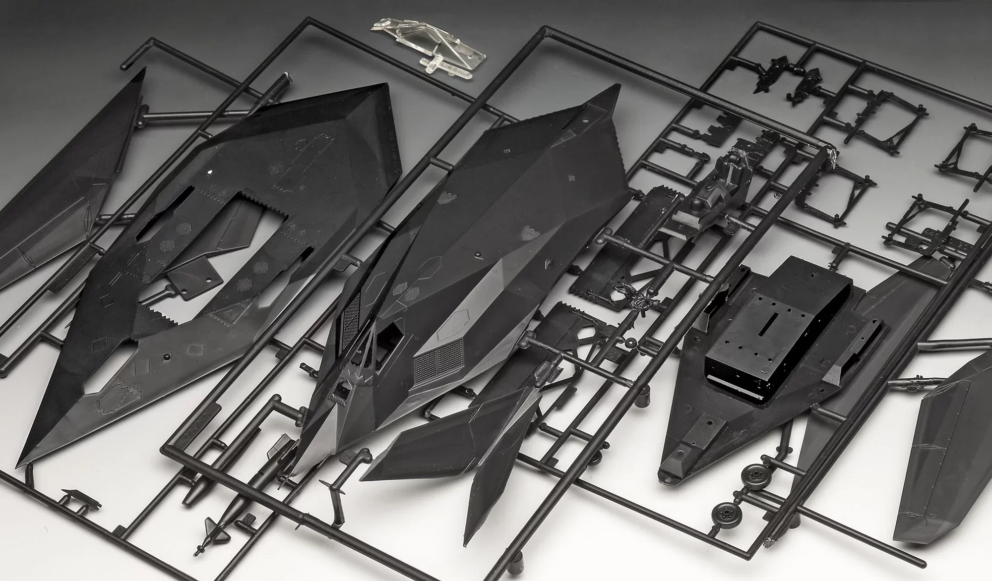 Lockheed Martin F-117A Nighthawk Stealth Fighter - Image 6