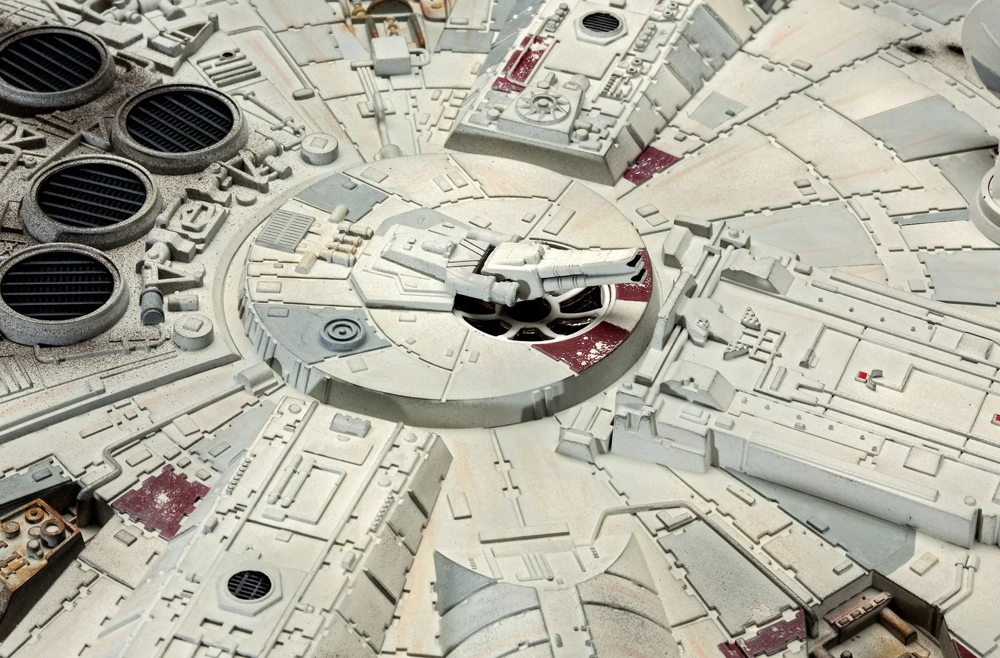 Millennium Falcon - Image 4