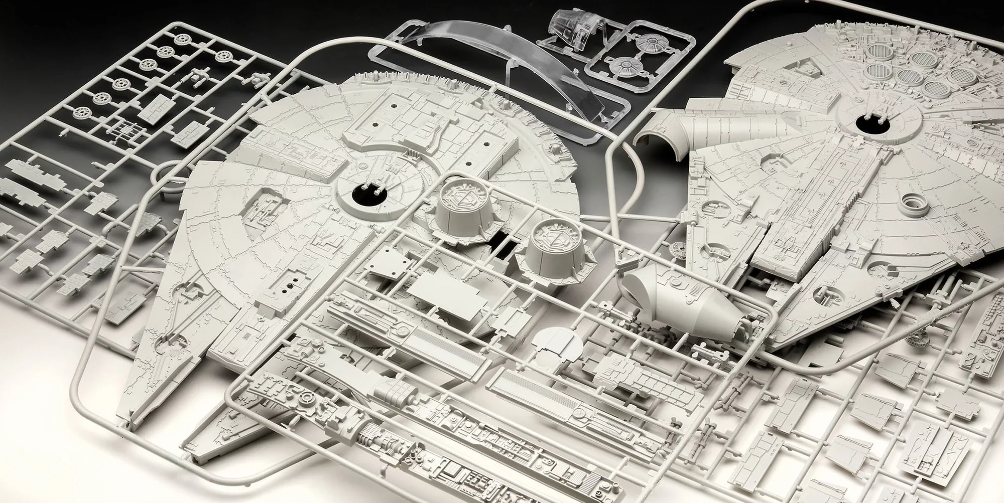 Millennium Falcon - Image 7