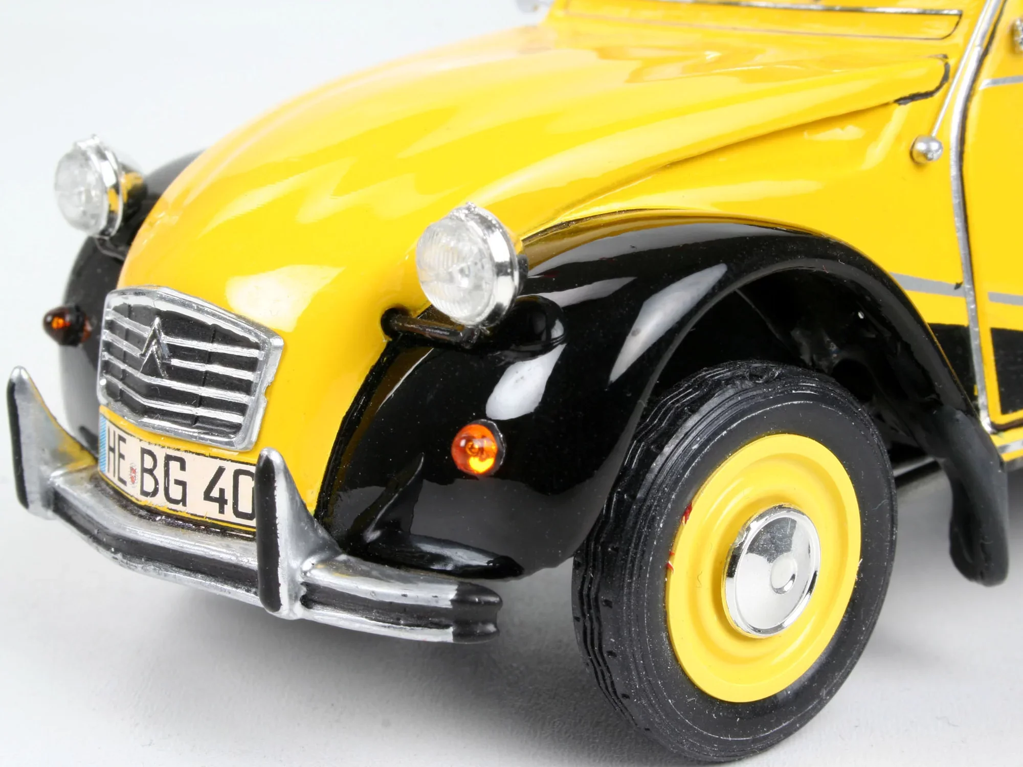 Citroen 2CV "Charleston" - Image 3