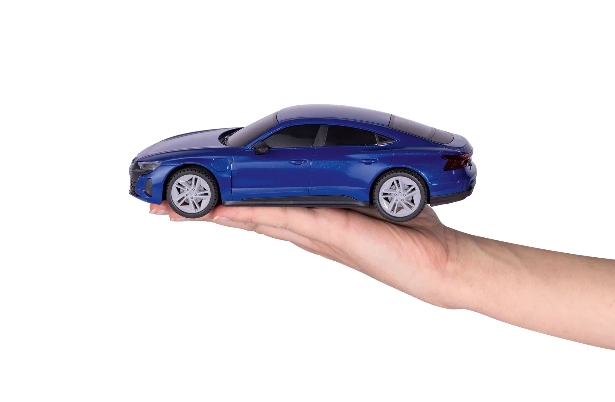 RC Scale Car Audi e-tron GT - Image 5