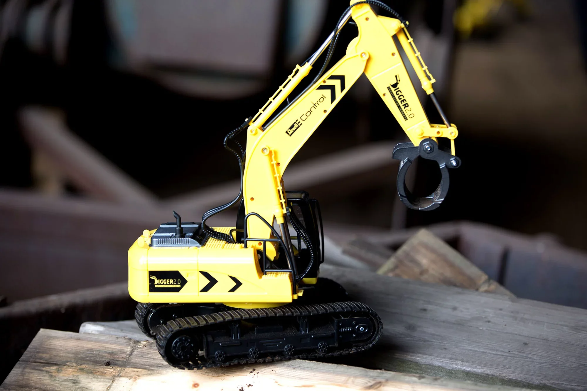 RC Construction Vehicle "Digger 2.0" - Image 13
