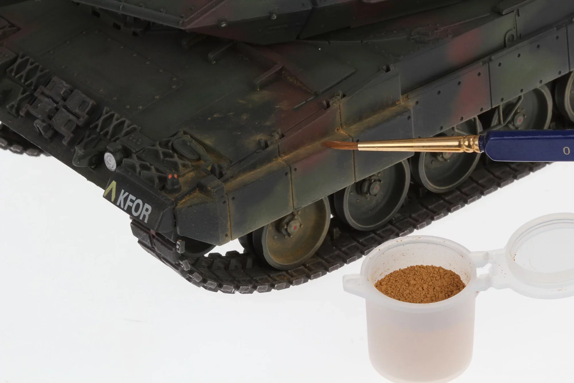 Revell "Weathering Set" (6 Coloured Pigments) - Image 3