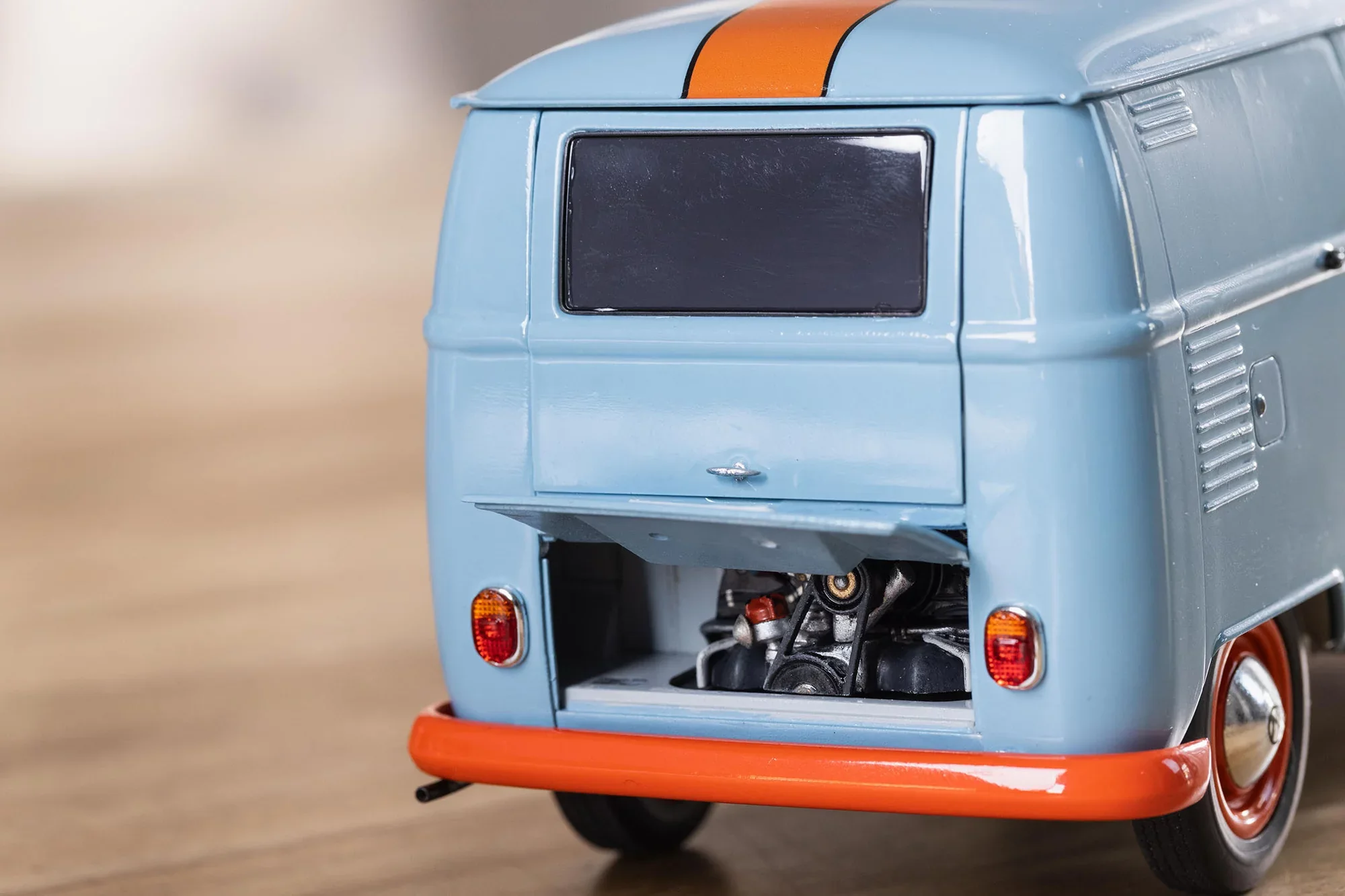 Model Set VW T1 panel van (Gulf Decoration) - Image 13